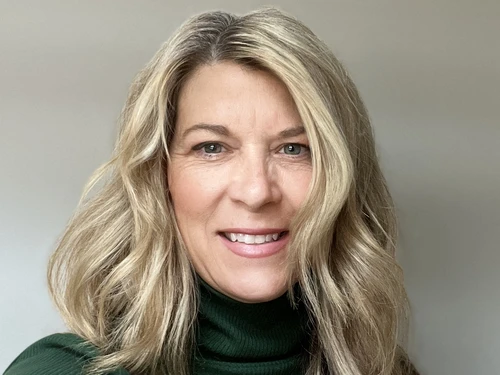 Headshot of Casey Bass